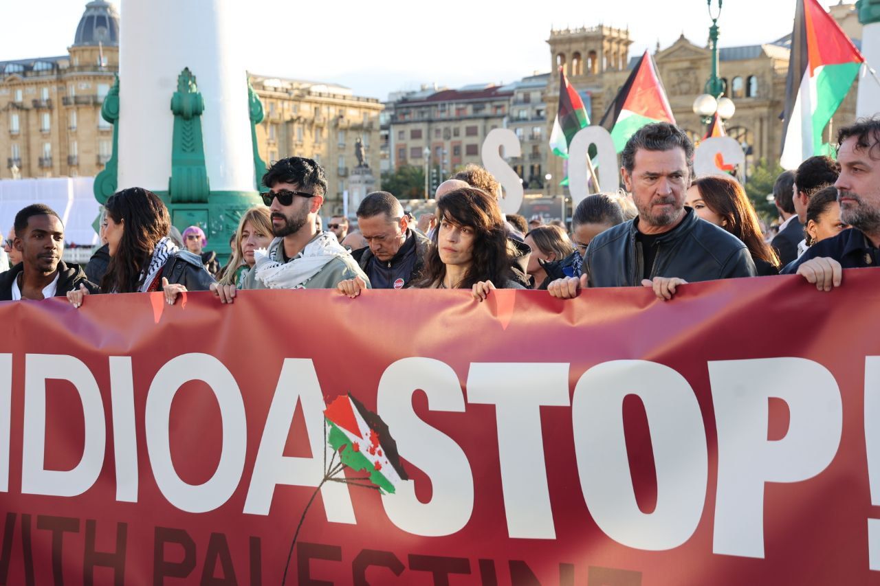 La solidaridad con Palestina llena las calles de Donostia