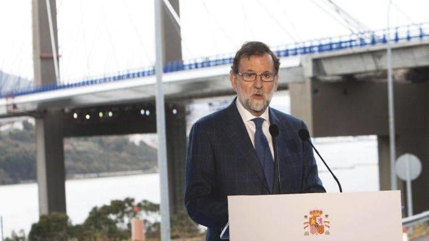 Rajoy cierra 2017 y le da la bienvenida al &quot;2016&quot;.