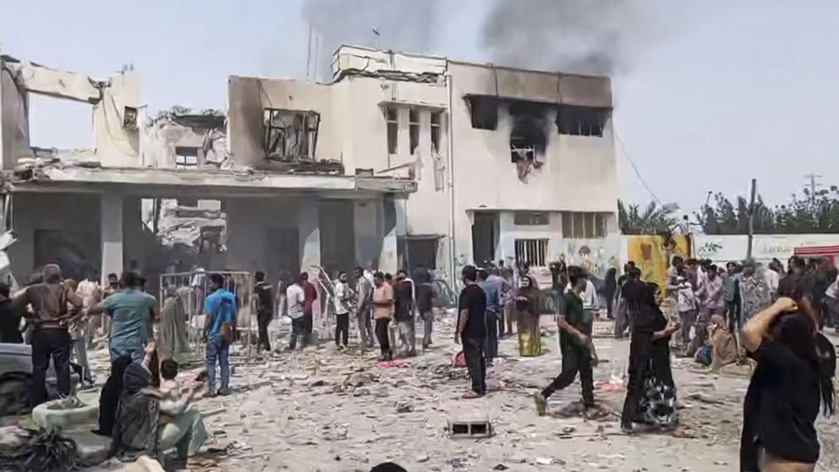 Irán denuncia la muerte de al menos 85 niñas en un bombardeo israelí contra una escuela en el sur de Irán