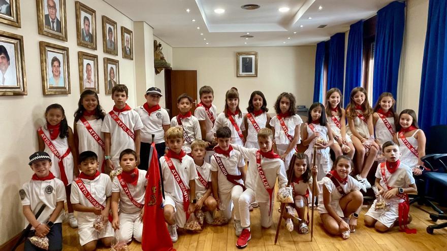 Fotos del día txiki en fiestas de Peralta 2025