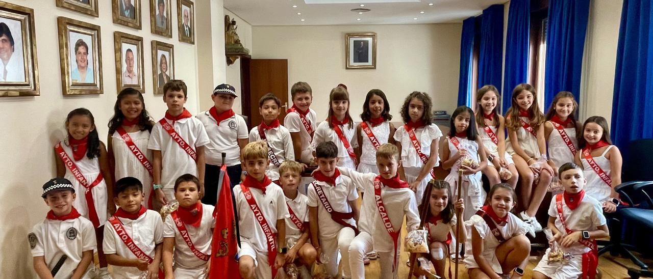 Fotos del día txiki en fiestas de Peralta 2025