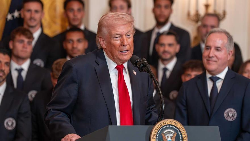 Trump dice que Cuba tiene ganas de llegar a un acuerdo y que “va a caer muy pronto”