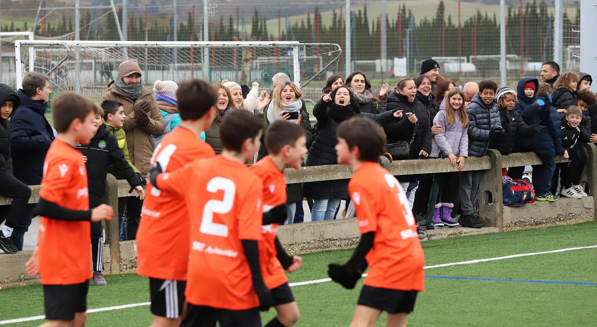 Uriz Pi y Doña Mayor, finalistas del Interescolar mixto 2013-2014