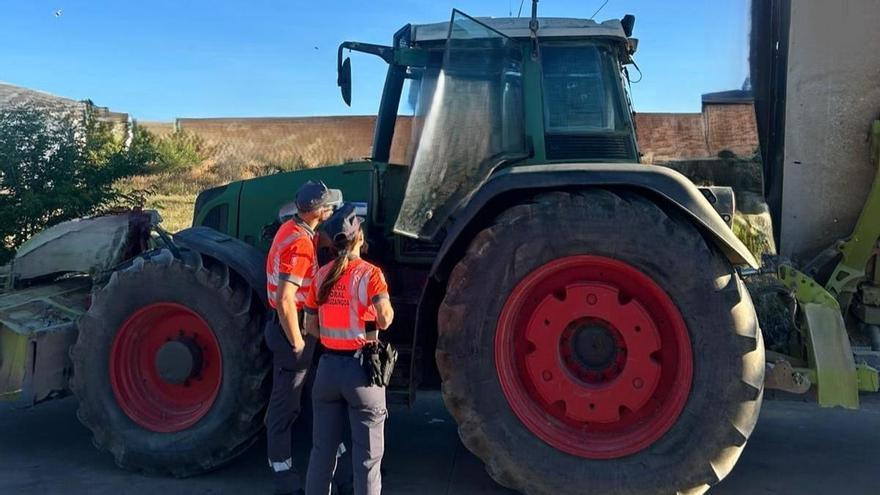 Un tractorista, imputado en la Ribera: conducía ebrio, sin carné y de forma negligente