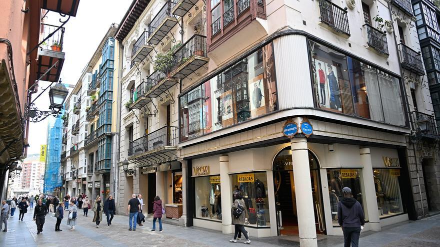 Surbisa incrementa un 17% las ayudas a comunidades