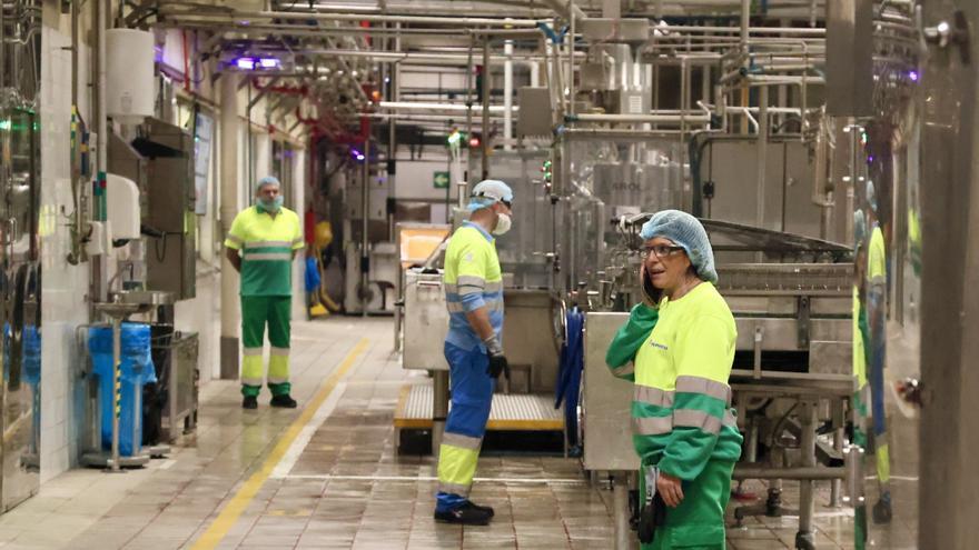 Los sindicatos presentan a Pepsico una propuesta para "minimizar" el impacto del ERE