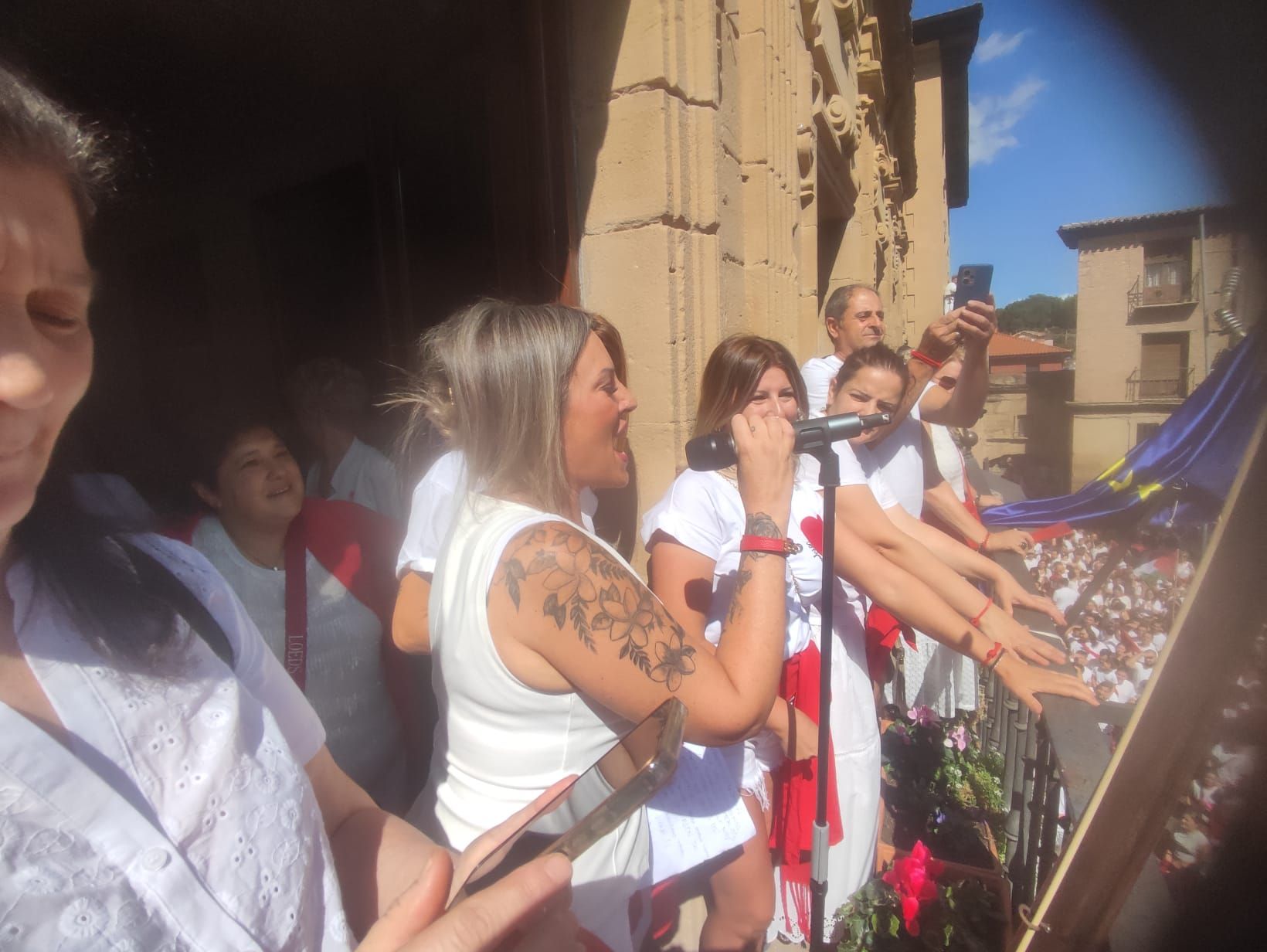 Fotos del cohete de fiestas de Viana 2025