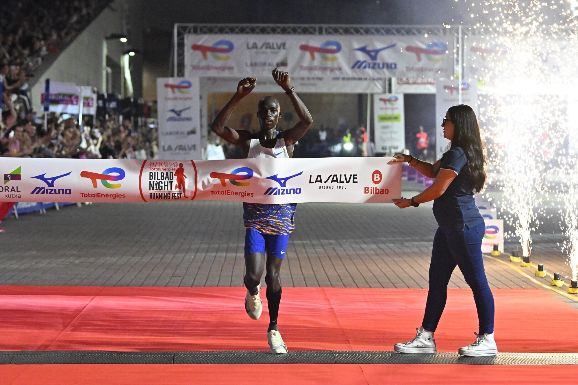 El Bilbao Night Marathon, en imágenes