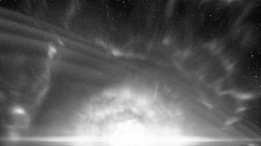 Explosión de kilonova, una colisión de dos estrellas de neutrones.