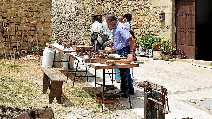 El valle de Esteribar celebra en Eugi la jornada de antiguos juegos y oficios
