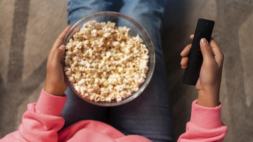 Series, libros y contenido en redes: Palomitas con... &#039;Estamos muertos&#039;