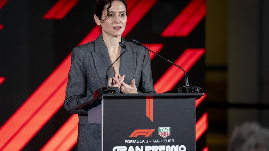 Ayuso defiende el regreso del rey emérito porque es “lo que quiere el pueblo español”