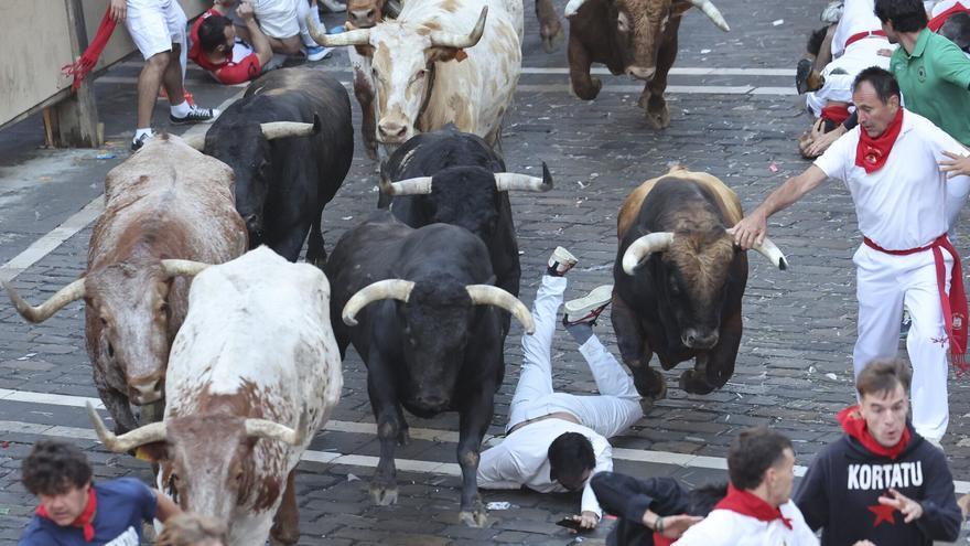 San Fermín 2024: El primer encierro no deja heridos por asta