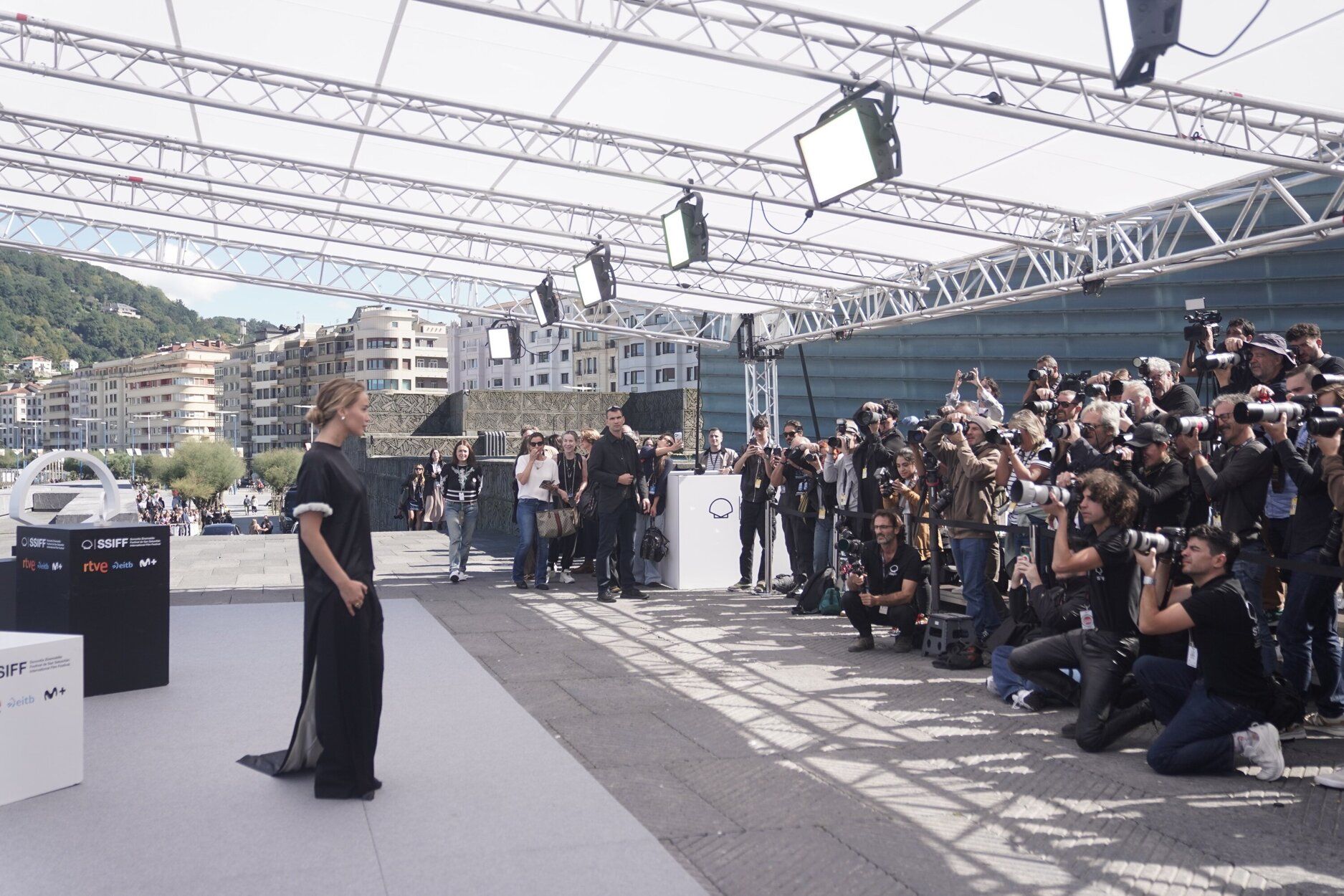 [Fotos]Jennifer Lawrence ya está en Donostia