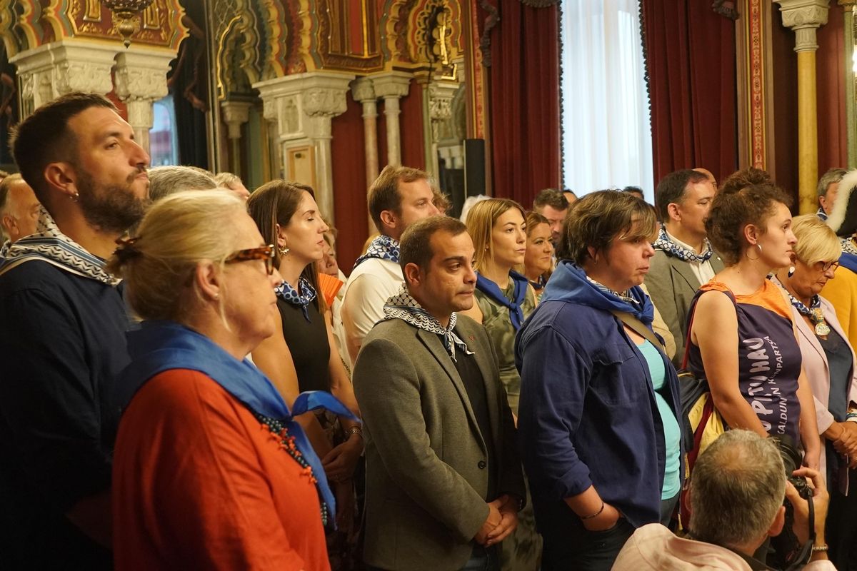 Recepción a la sociedad bilbaina en el Ayuntamiento de Bilbao