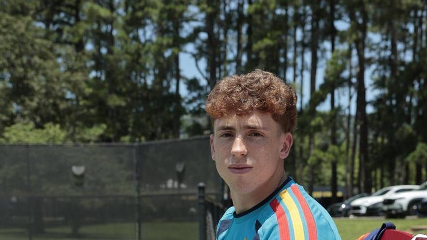 Víctor Muñoz: "En Pamplona y Osasuna me han hecho vivir el mejor año futbolístico de toda mi carrera"