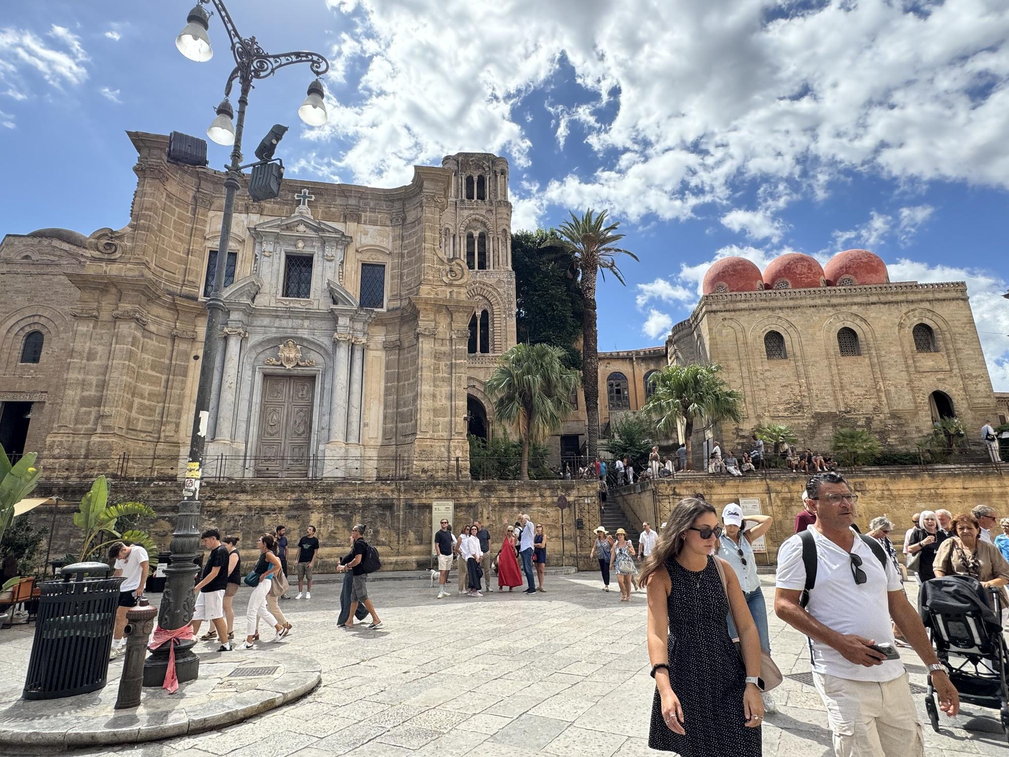 En imágenes: Palermo, capital señorial y callejera de Sicilia