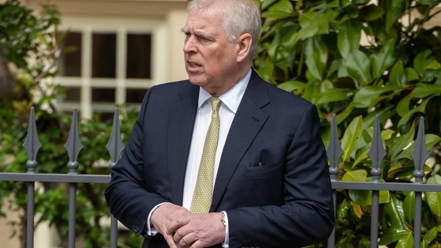 El expríncipe Andrés envió a Epstein datos de su labor como enviado de comercio, según BBC