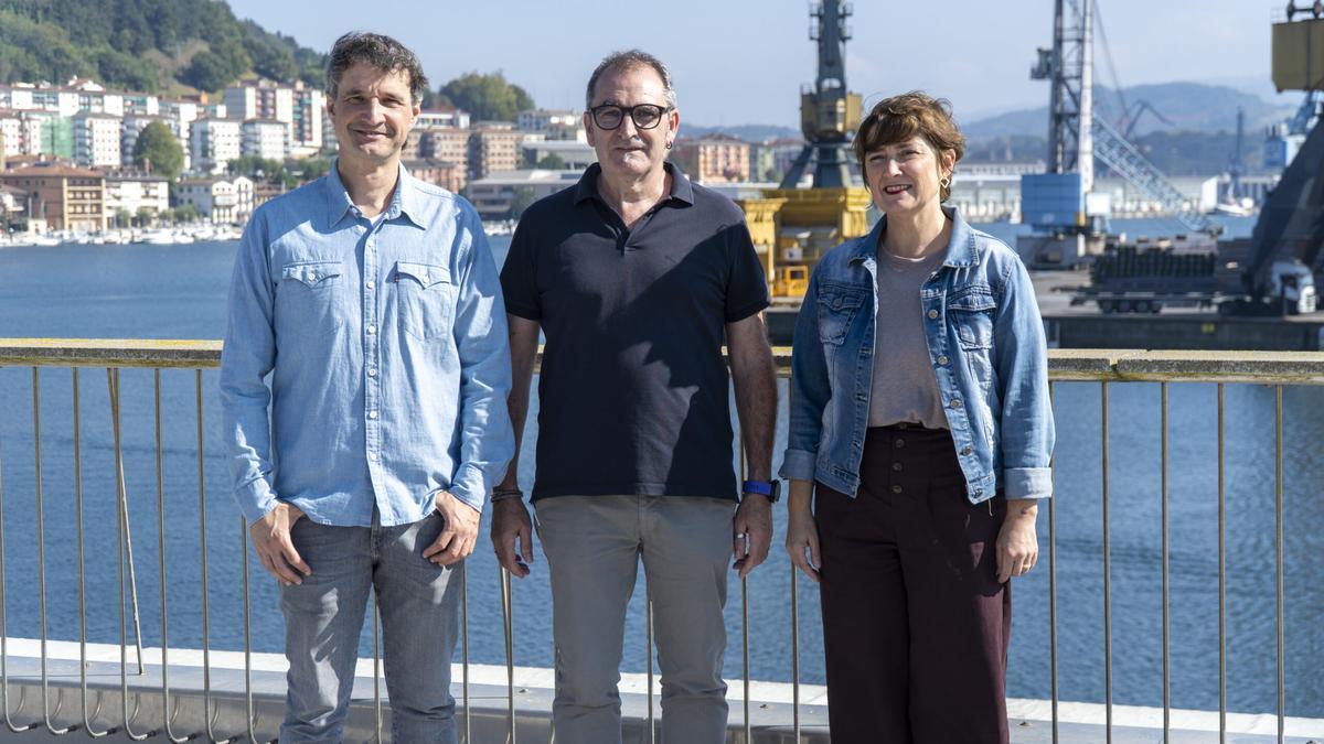 De izquierda a derecha, Mikel Arruti, Teo Alberro y Aizpea Otaegi.
