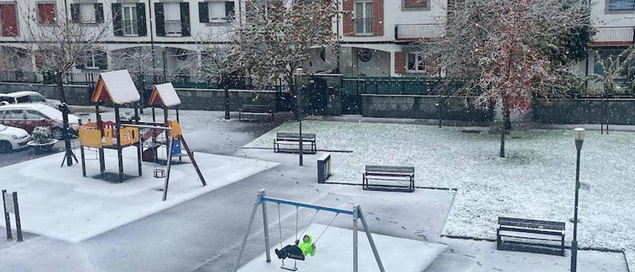 Urola Garaia, bajo un manto de nieve