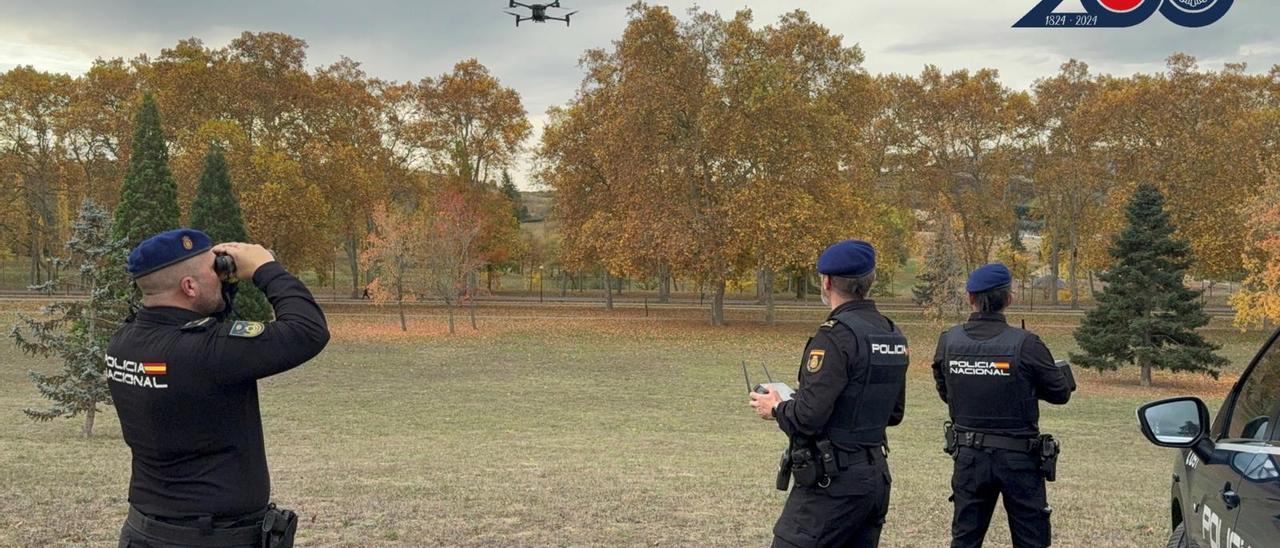 Identificado el autor de un vuelo prohibido de dron durante los incidentes en la Universidad de Navarra