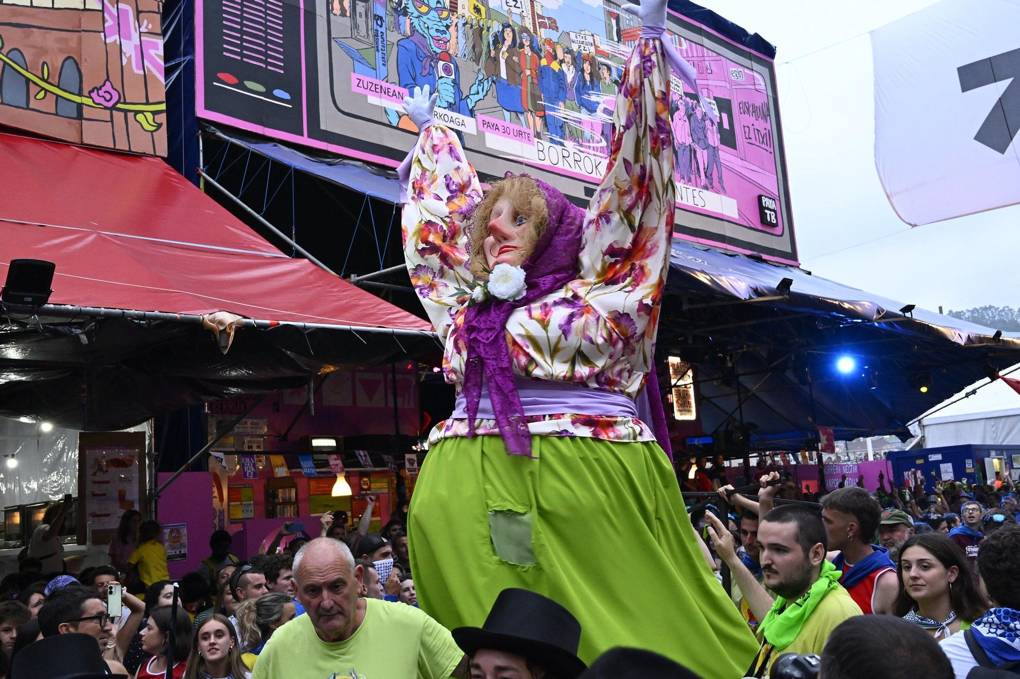 Bilbao está de fiesta: fotos del primer día de Aste Nagusia 2025