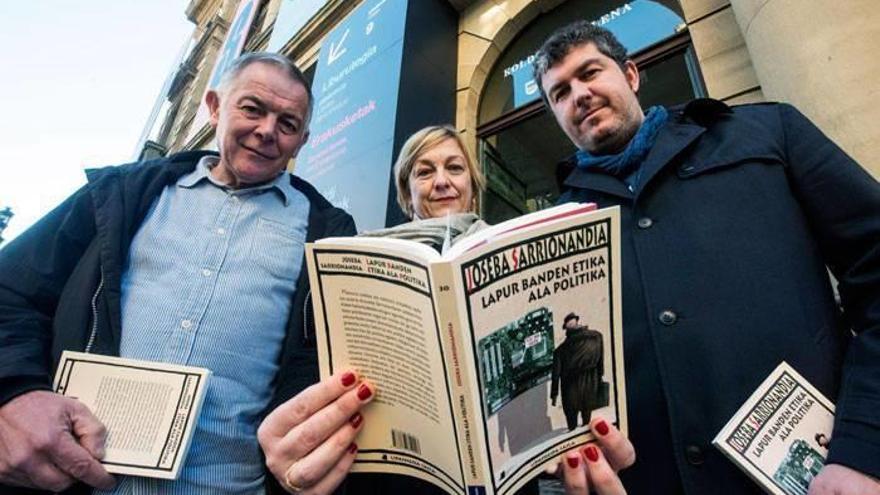 Joseba Sarrionandiaren iritzi politikoa, “kritikaz, konfesioz eta erantzunez” betea