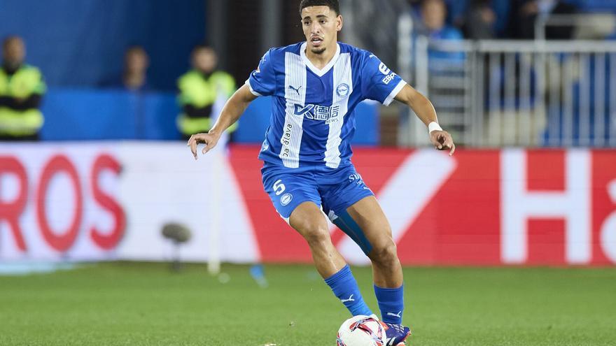 "La intención de Abqar siempre ha sido renovar con el Alavés, y pronto cerraremos el acuerdo"