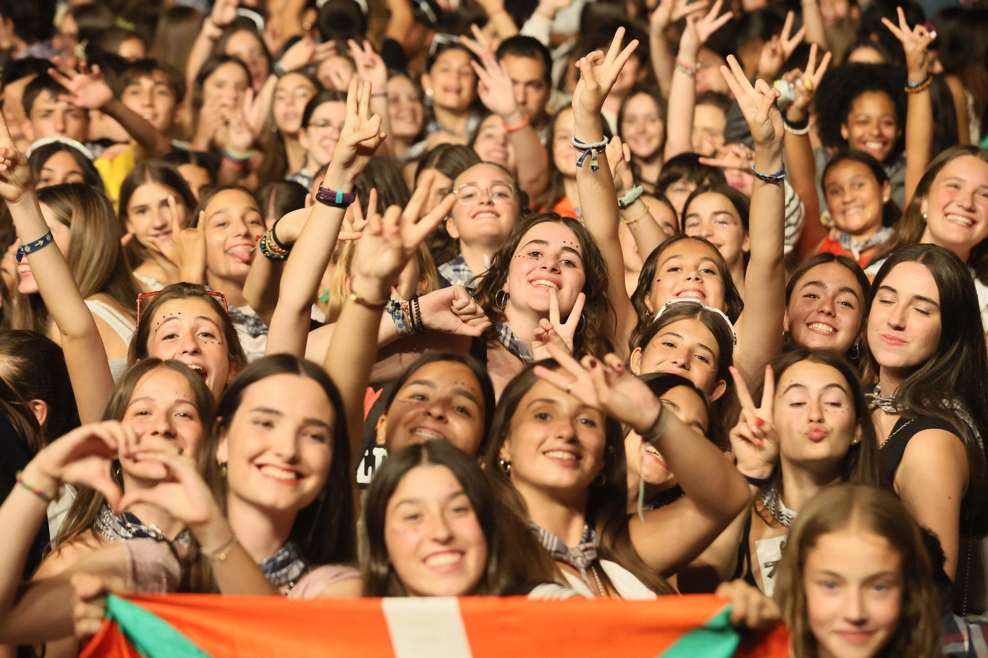 En imágenes: Bulego hace disfrutar al público de La Blanca en Los Fueros