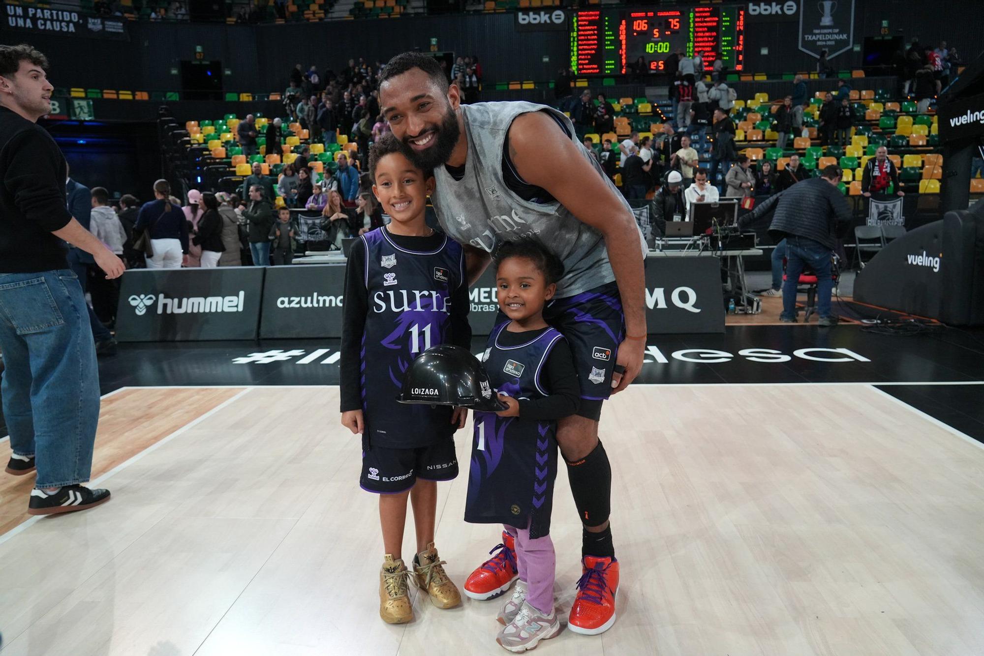 En imágenes: el Surne Bilbao Basket arrolla sin piedad al Zaragoza