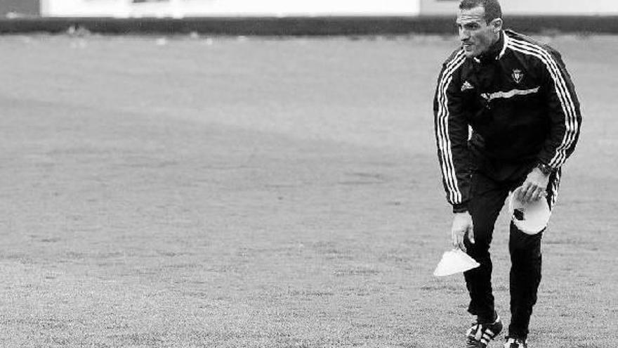 “Lo importante es ganar y vamos a Tenerife con esa idea, que solo se consigue mejorando”