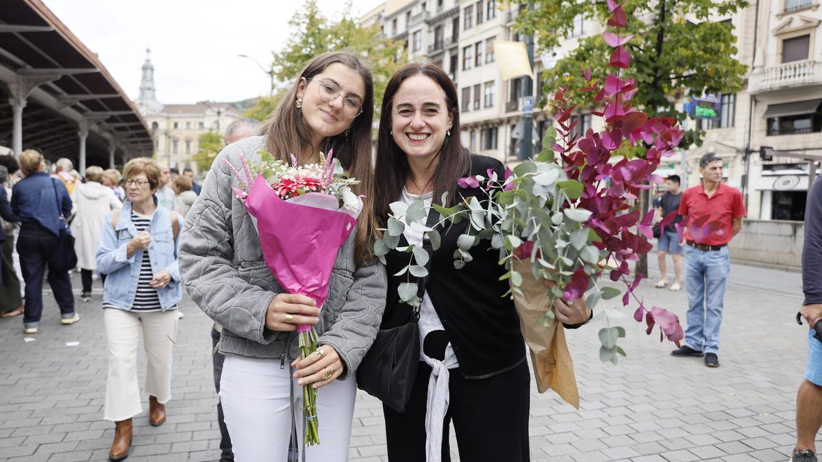 Leire y Deiene han vuelto a casa con dos ramos.