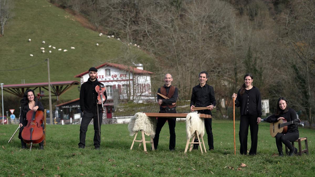Mugarri durante la grabación de un videoclip de &#039;Bidea badoa&#039;.