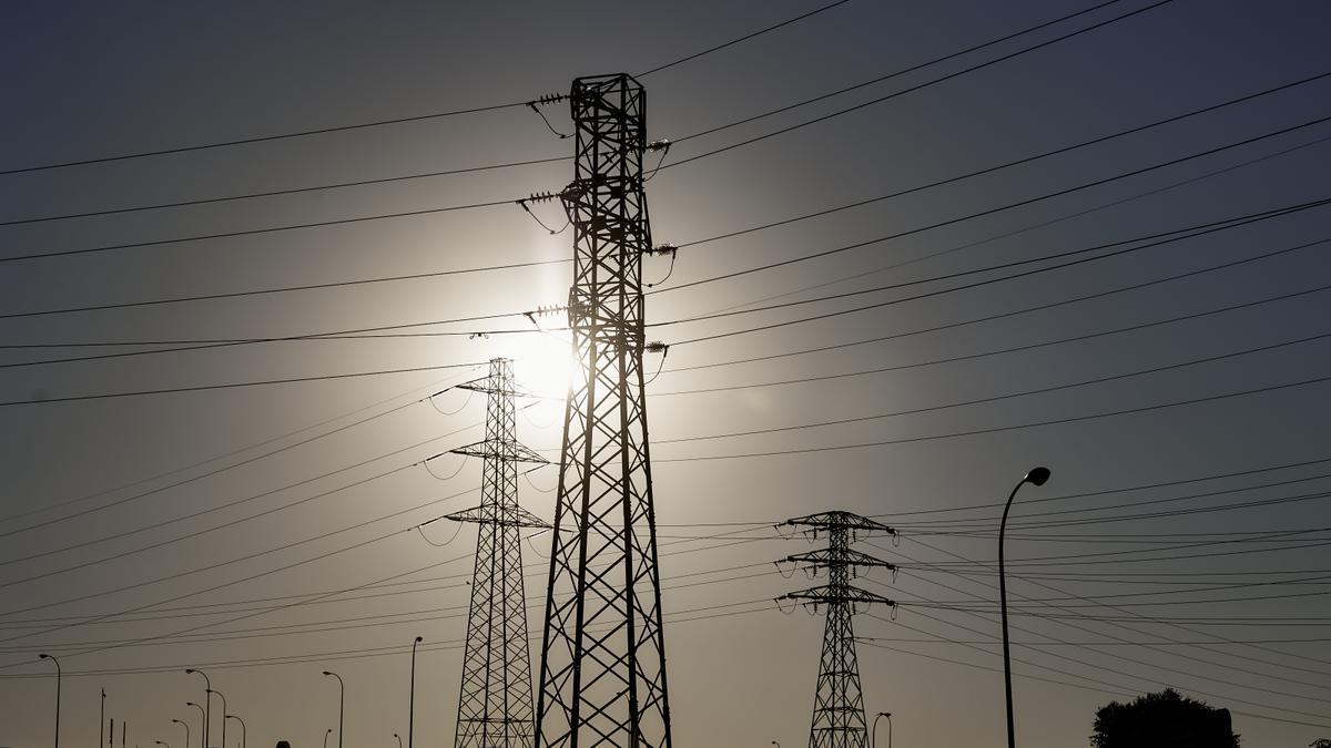 El suministro de energía eléctrica y gas registró uno de los mayores incrementos.