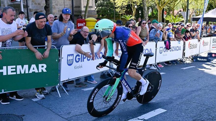 Paul Seixas desata el infierno en la Itzulia
