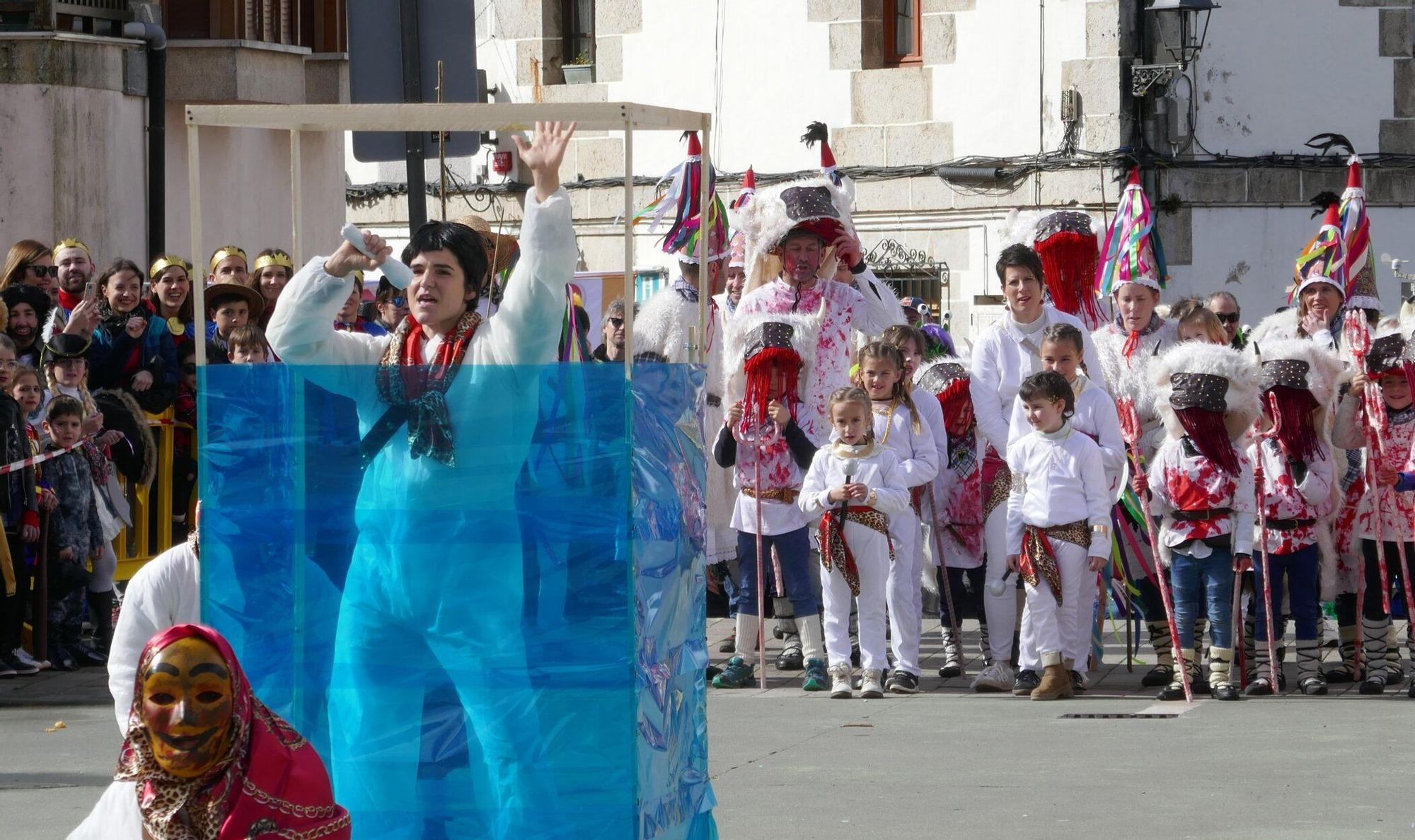 La magia del carnaval transforma Lekunberri