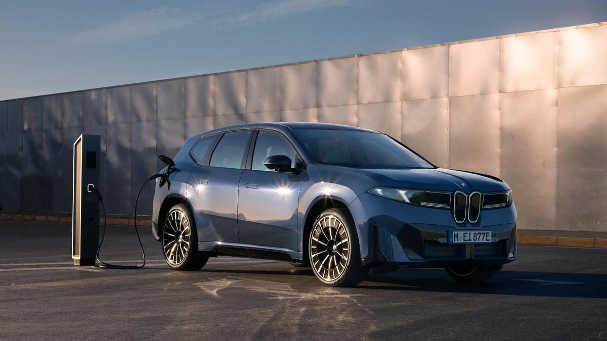 BMW iX3.