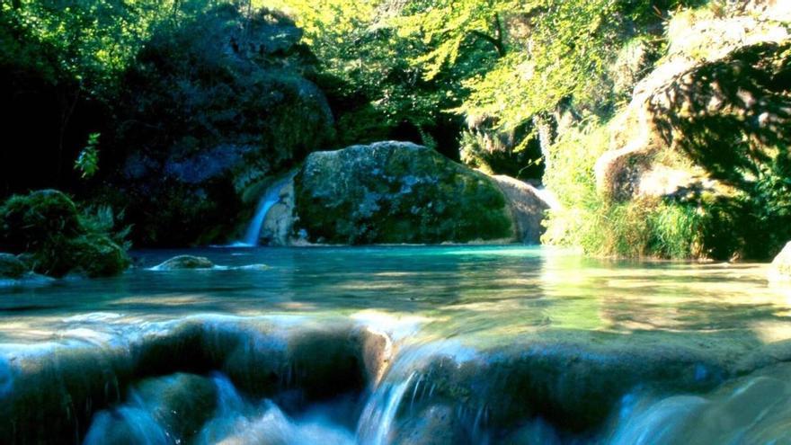 El pueblo de Navarra con un camino de pozas turquesas, según National Geographic: &quot;Extremadamente frágil&quot;