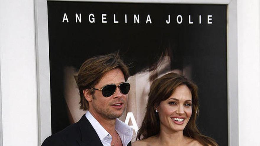 Angelina Jolie envía mensajes ocultos de amor a Brad Pitt