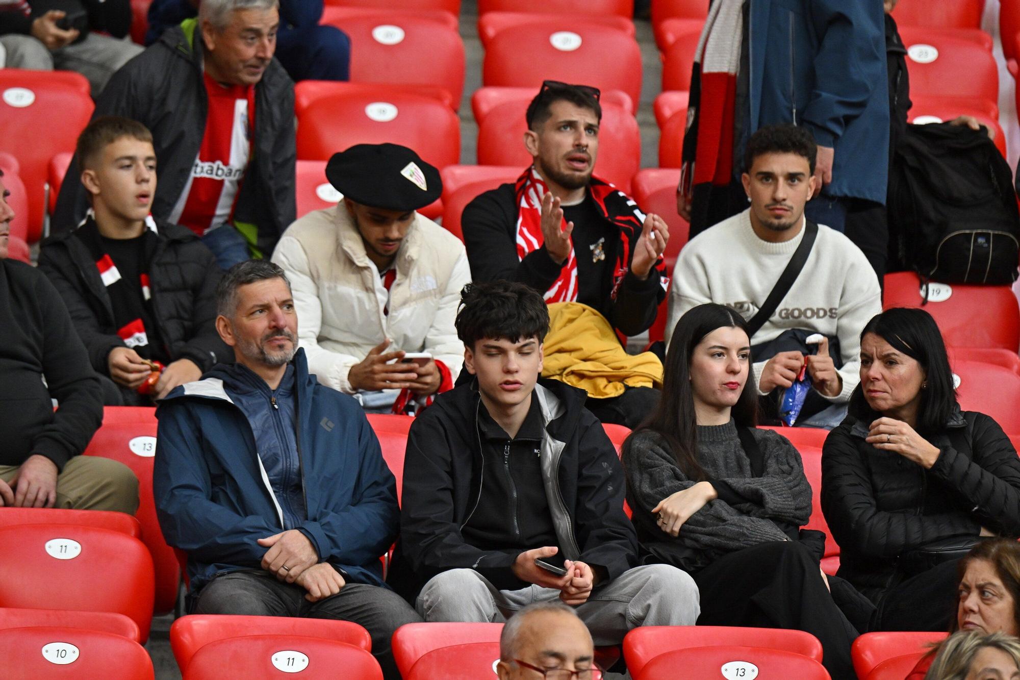 En imágenes: búscate en nuestra galería de la grada del Athletic-Getafe