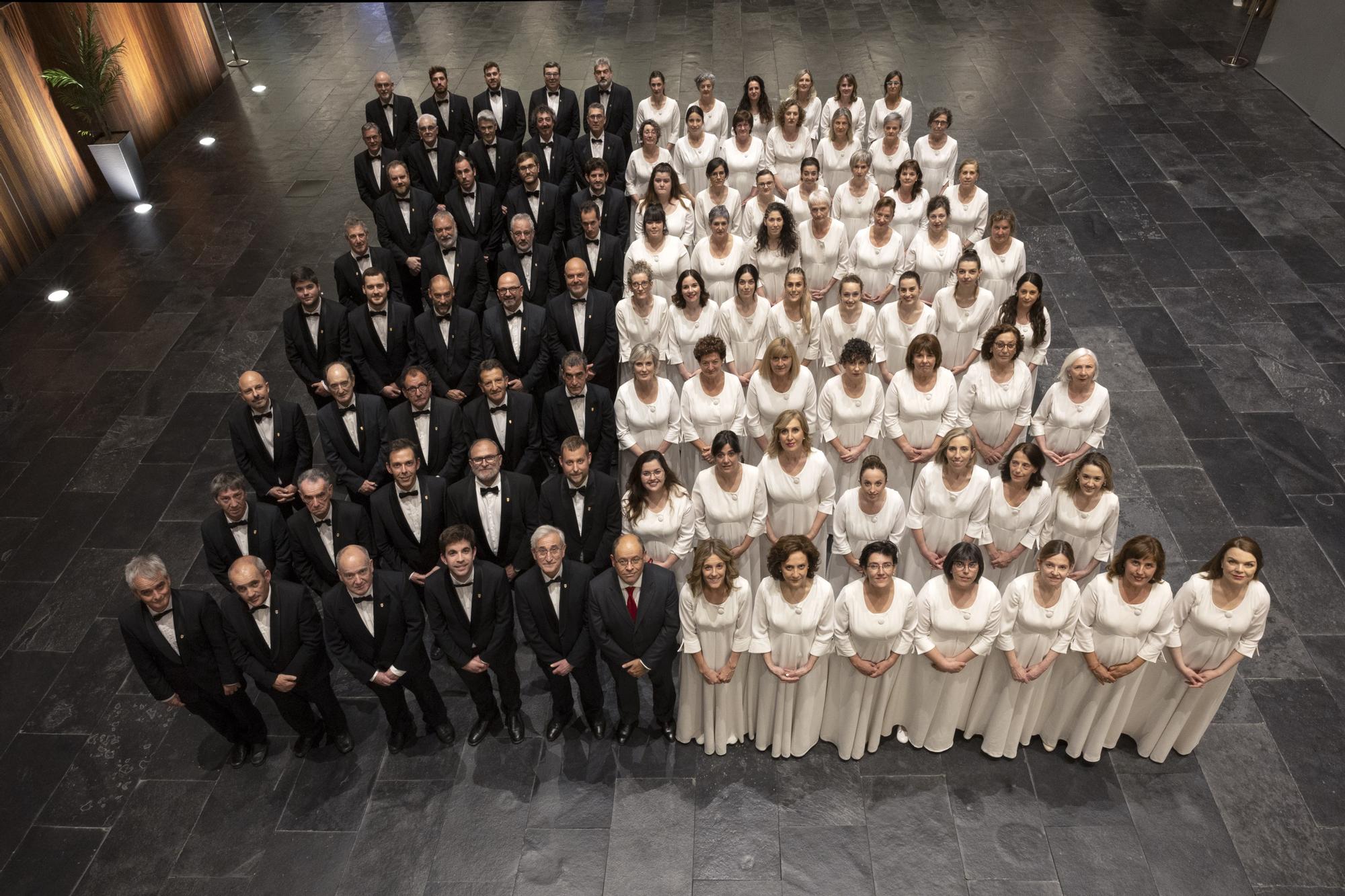 El Orfeón Pamplonés, en una imagen promocional.