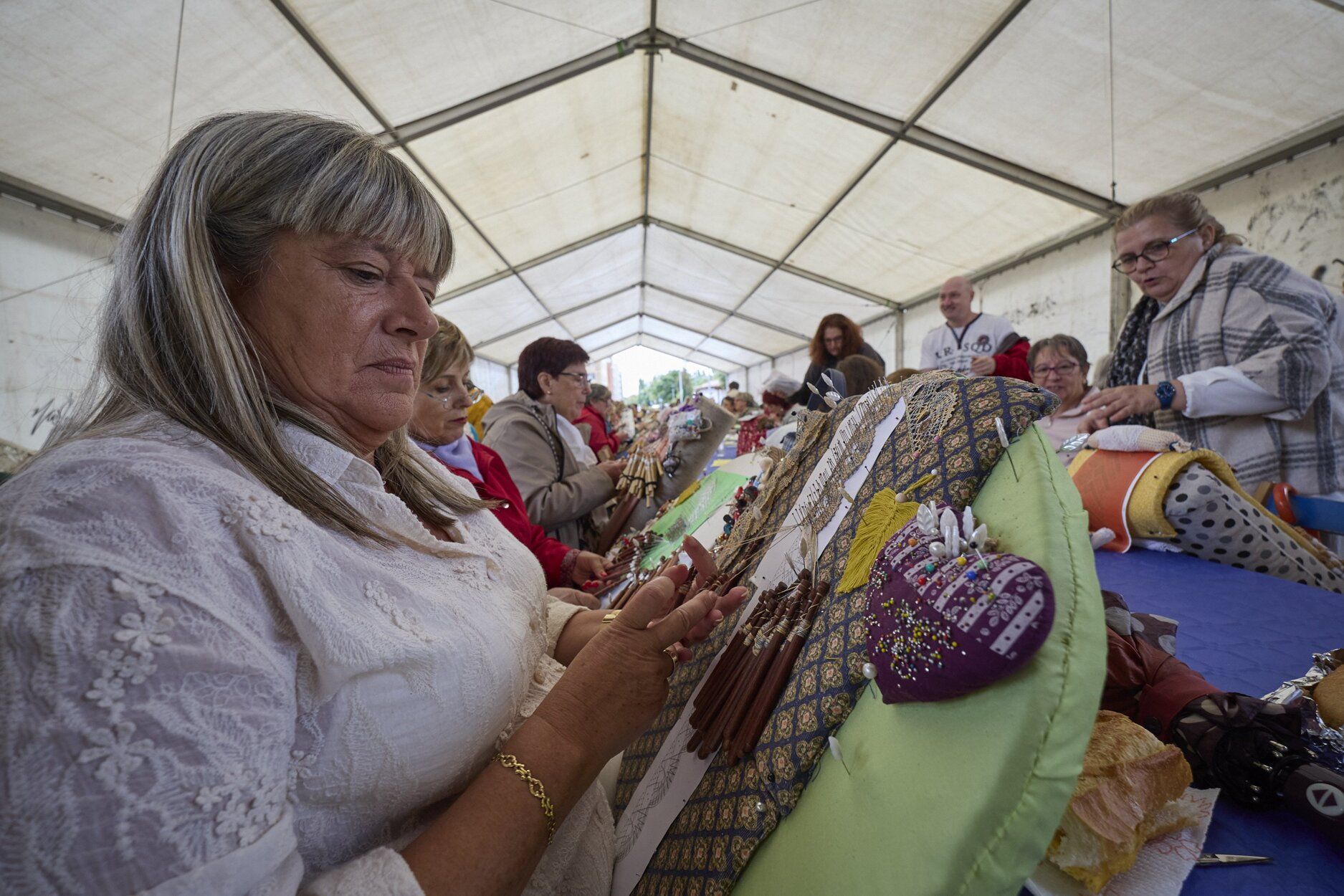 Fotos del encuentro de encajeras de bolillos en Berriozar