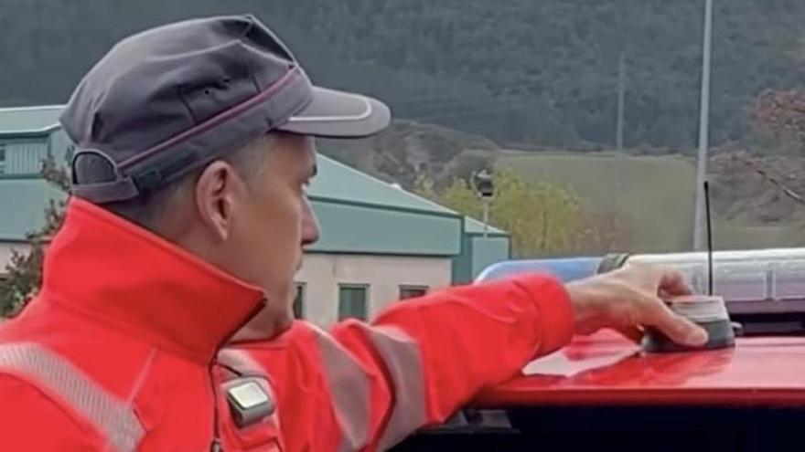 La Policía Foral recuerda que no portar ya la baliza supone una multa de 80 euros