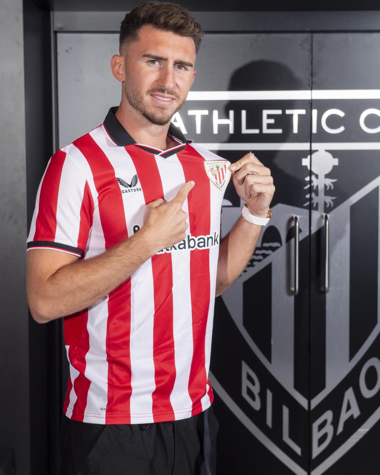 En imágenes: así luce de nuevo Laporte la camiseta del Athletic