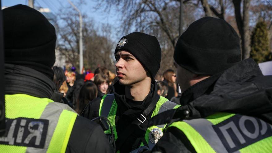 Al menos seis muertos en un tiroteo en un supermercado de Kiev