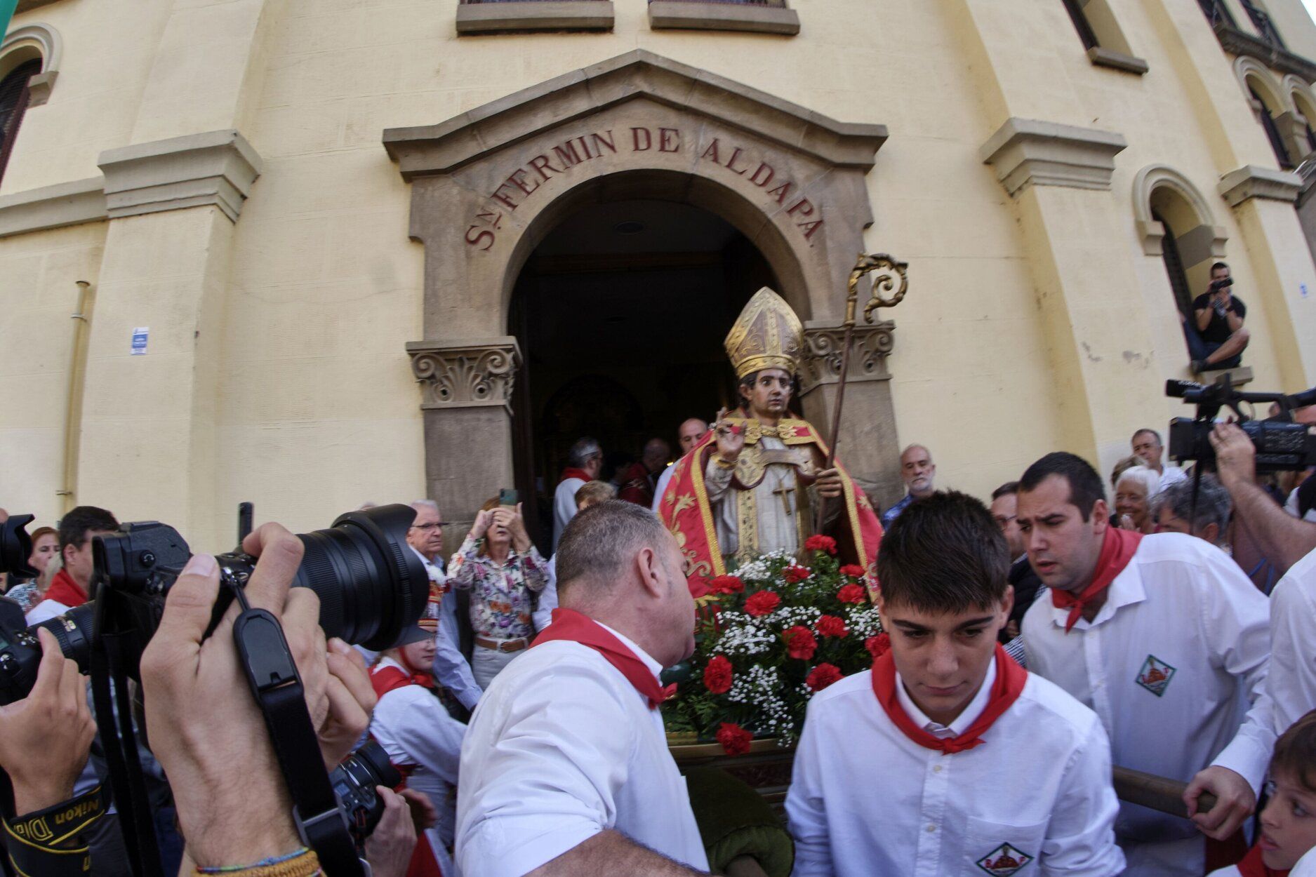 Fotos de la procesión de San Fermín Txikito