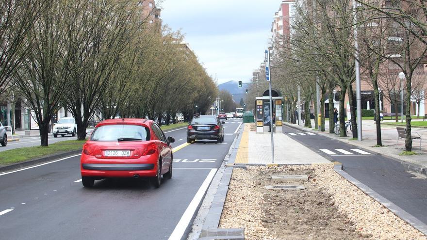 Dos mujeres heridas en Pamplona: una atropellada por un patinete y otra en una colisión entre dos bicis