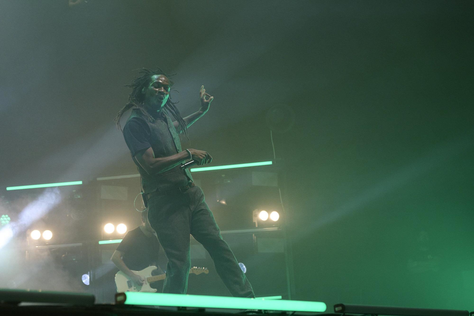 Fotos del concierto de La Raíz en el Navarra Arena