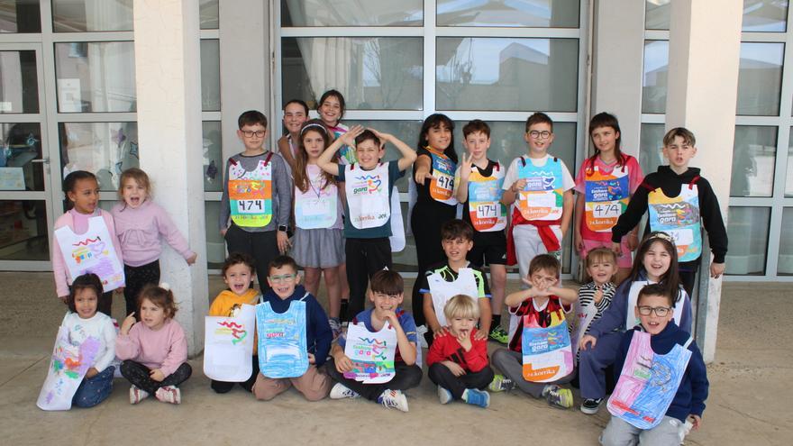 Castejón calienta motores para la Korrika con una multitudinaria 'korrika txiki'