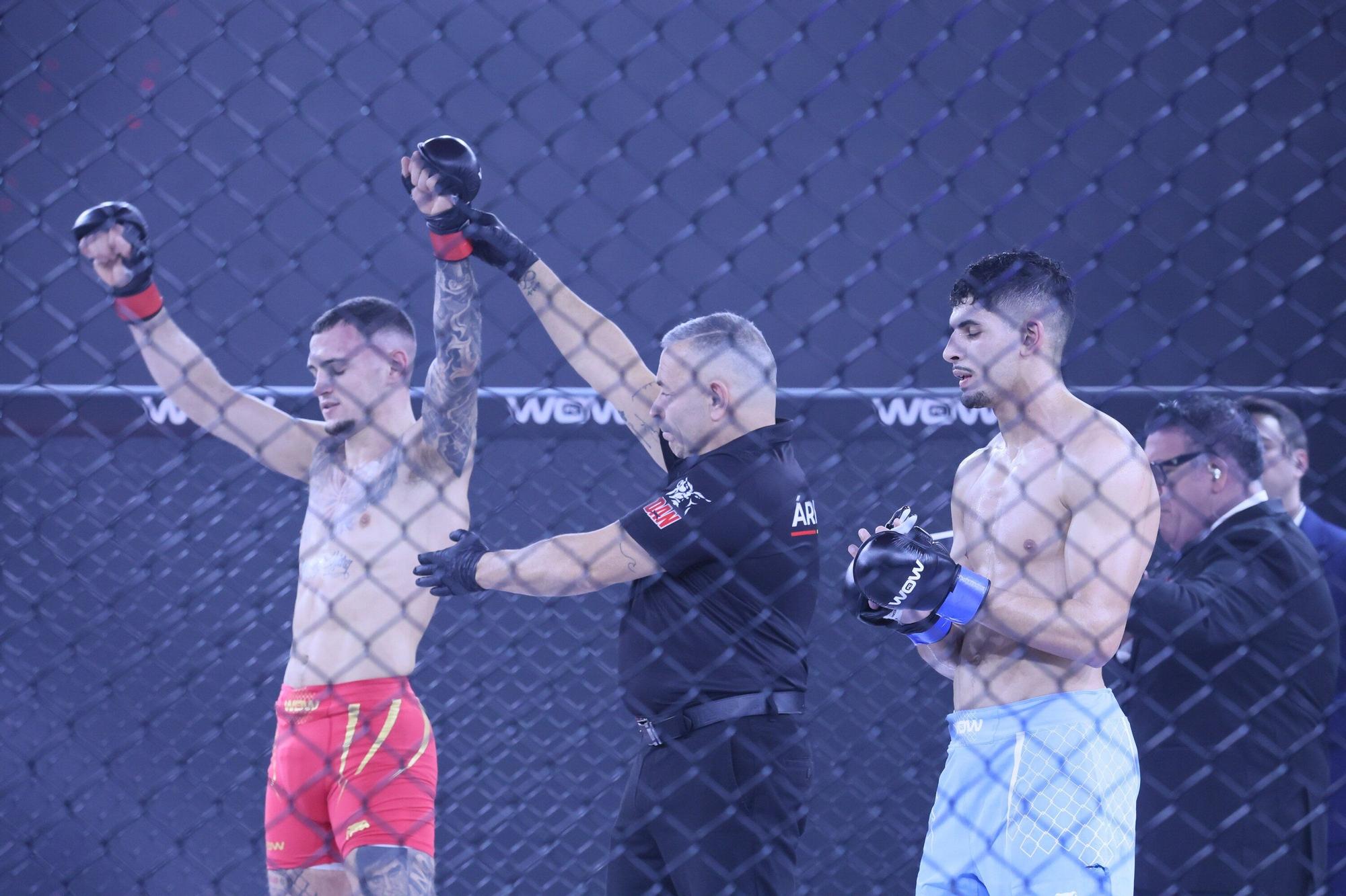 En imágenes: El Buesa se rinde al MMA con Topuria como estrella